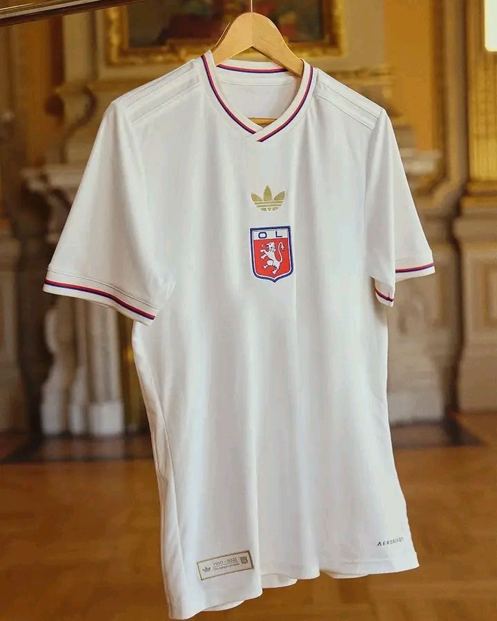 Maillot Olympique Lyonnais 75 ans